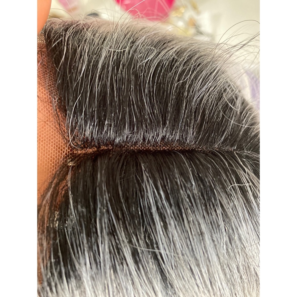 Human Hair Blend Silver Ice Blonde 32” Lace Wig - Picture 5 of 5